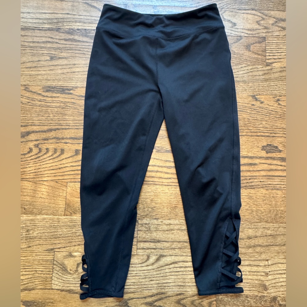 Z by Zella Kids Black Leggings w/ Crisscross Detail – XL (14/16)